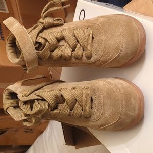 Aldo hidden wedge sneakers ankle boots size 38 b Netz 2.5 inch